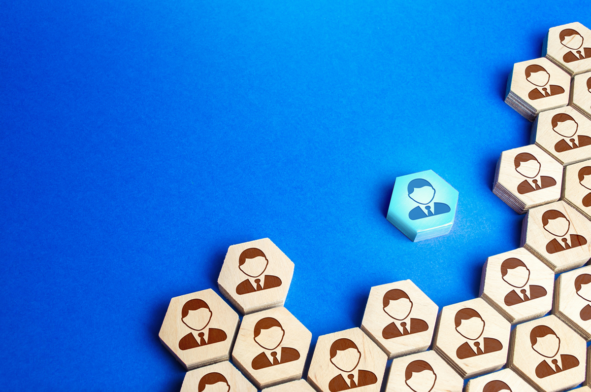 Triagem Pré-Admissional Não É Desconfiança: É Governança Corporativa